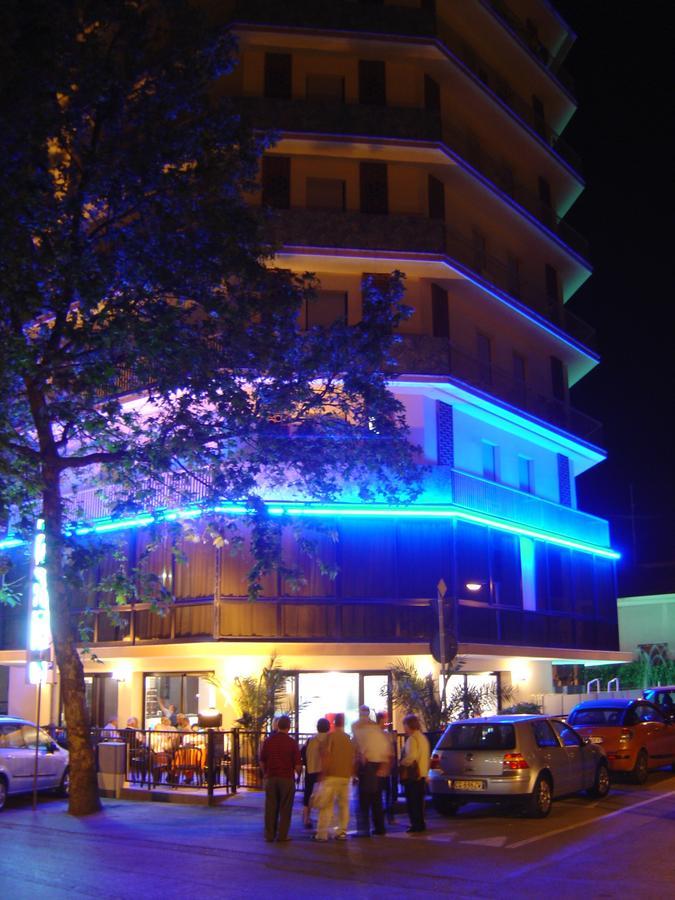 Hotel Gambrinus Rimini Eksteriør bilde