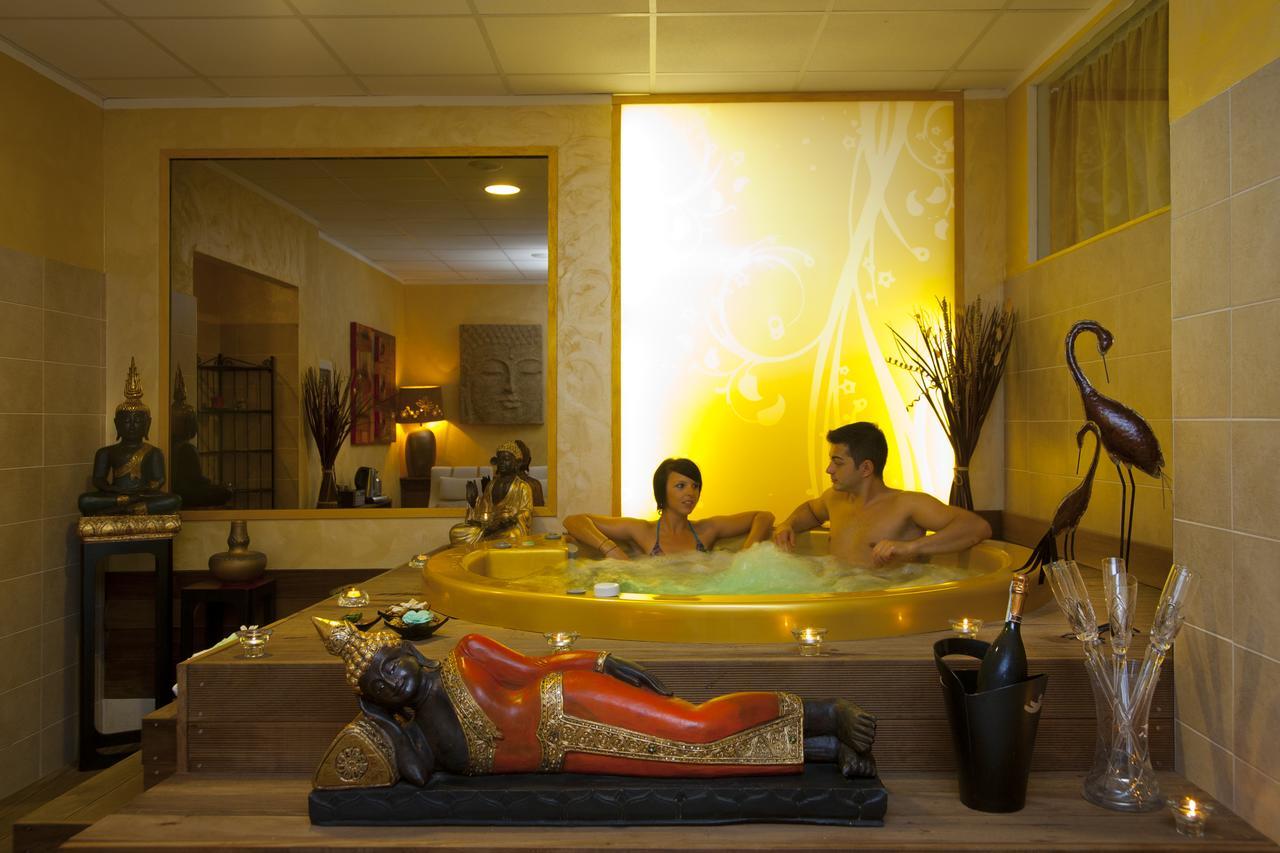 Hotel Gambrinus Rimini Eksteriør bilde