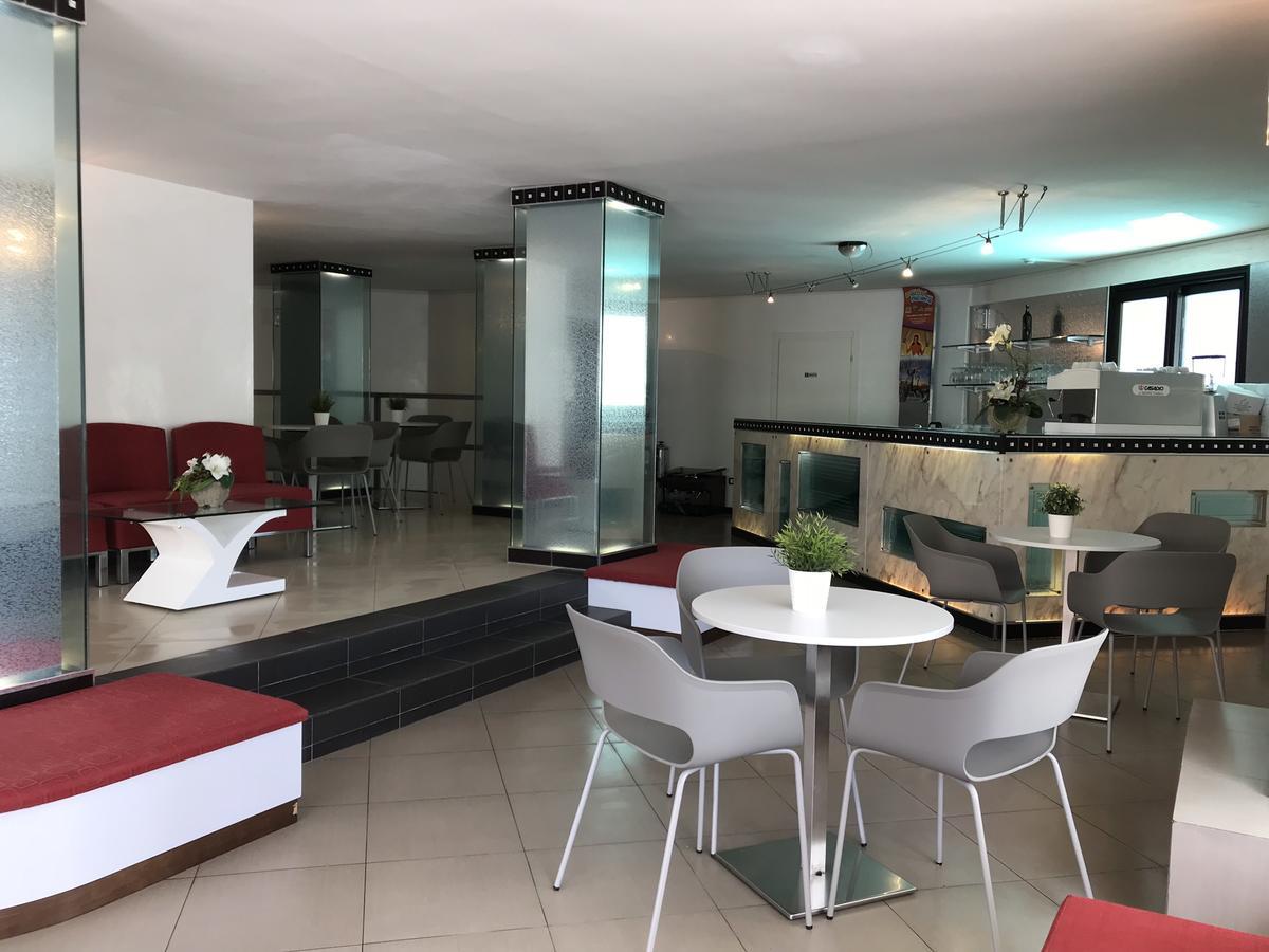 Hotel Gambrinus Rimini Eksteriør bilde